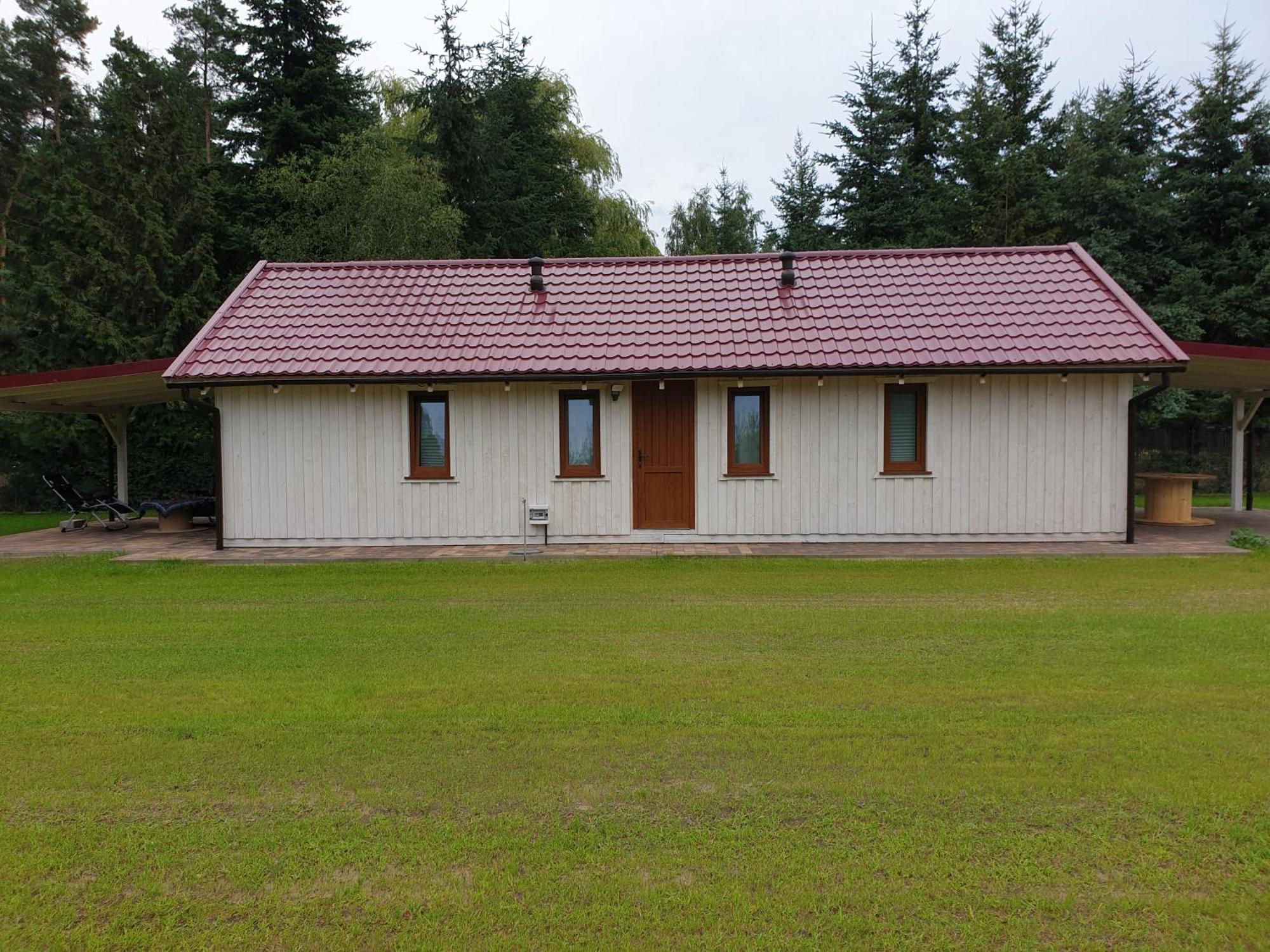 Letniskowe Miedzy Jeziorami W Lipnicy Holiday home *