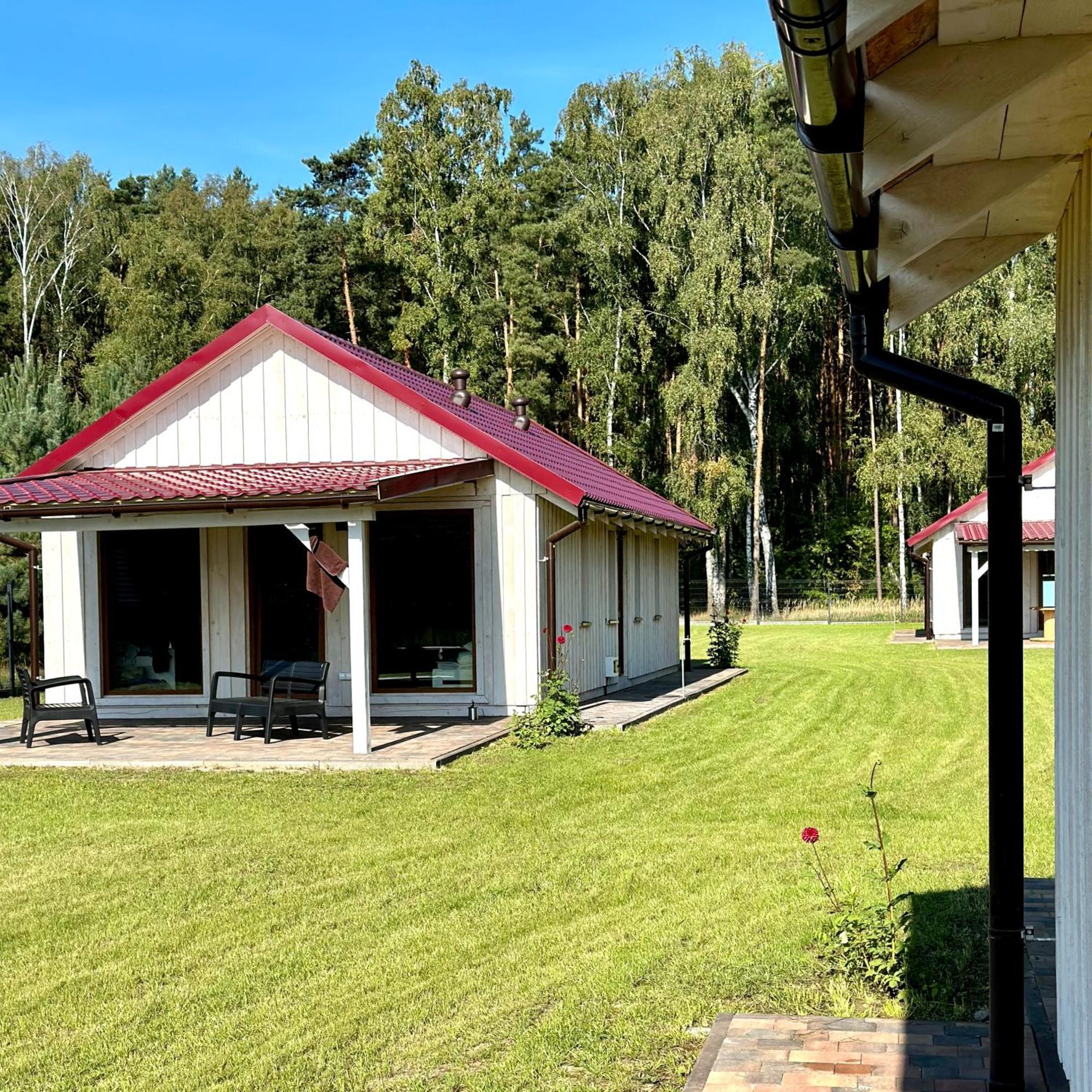 Letniskowe Miedzy Jeziorami W Lipnicy Holiday home *